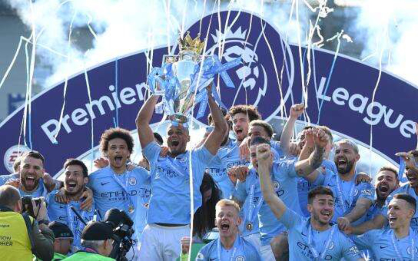 使曼城一度 使曼城一度